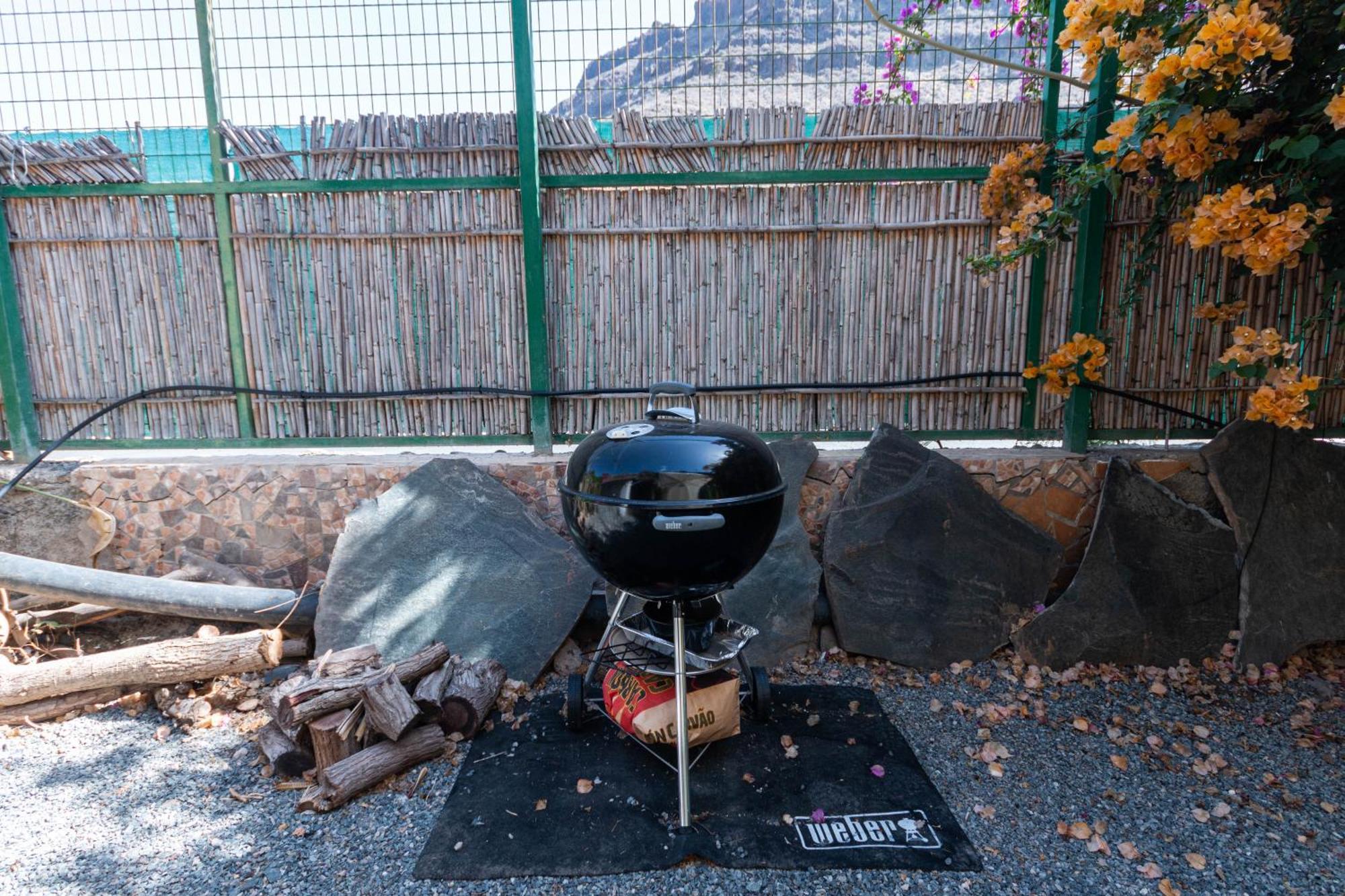 Lodge Nature In Quiet Montain - Private Jaccuzi And Garden, Wifi - La Lezardiere San Bartolome Bagian luar foto